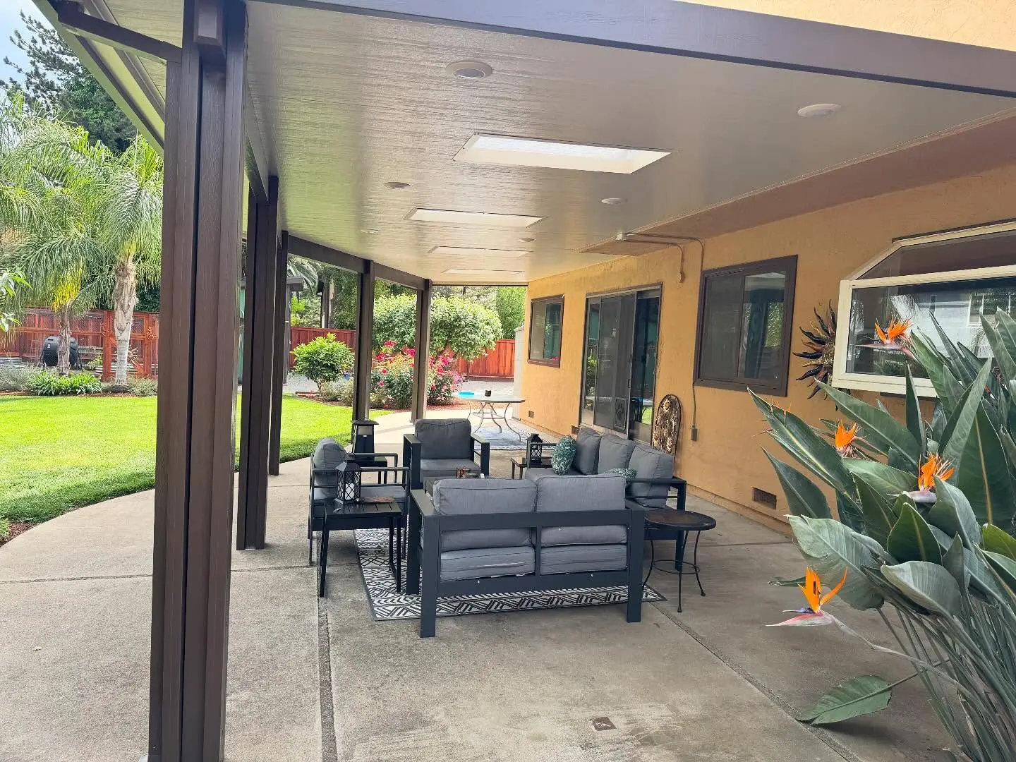 Garden Lounge Cover in Clayton, CA